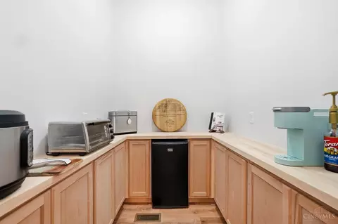 Kitchen - 8561 Debold Koebel Rd, Morrow, OH 45152 photo 6 of 6