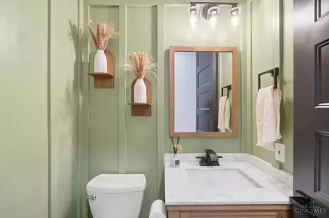 Bath - 8561 Debold Koebel Rd, Morrow, OH 45152 photo 1 of 7