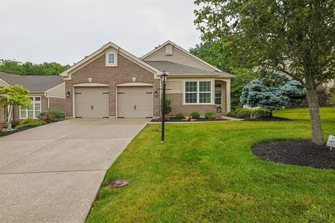 3648 Highland Grn, Cincinnati, OH 45245