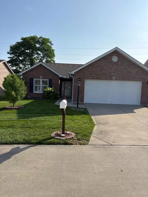 2232 Mossy Grv, Hamilton, OH 45013