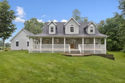 11819 Cloverlick Dr, Bethel, OH 45106