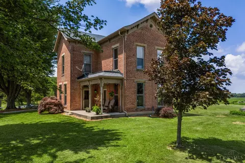 3063 Harveysburg Rd, Waynesville, OH 45068