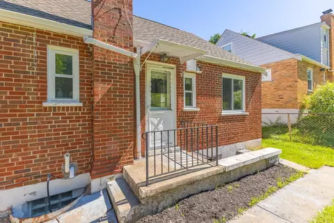 Exterior - 5283 Highview Dr, Cincinnati, OH 45238 photo 4 of 7