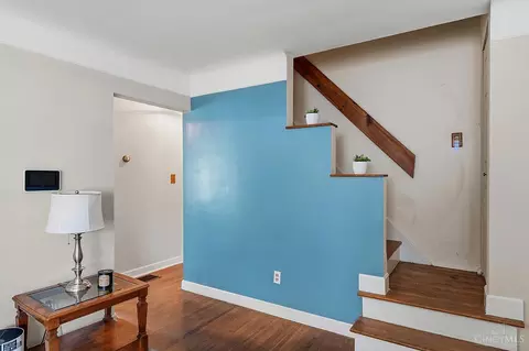 Entry Way - 5283 Highview Dr, Cincinnati, OH 45238 photo 2 of 6