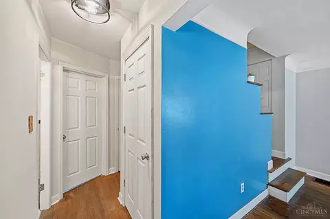 Entry Way - 5283 Highview Dr, Cincinnati, OH 45238 photo 6 of 6