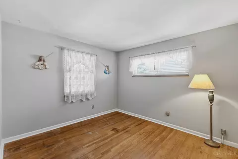 Bedroom - 5283 Highview Dr, Cincinnati, OH 45238 photo 5 of 6