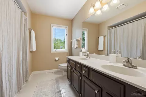 800 Eaglesknoll Ct, Cincinnati, OH 45255 photo 33