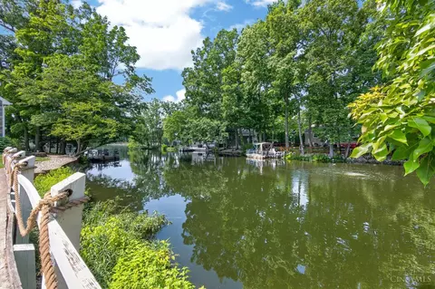 View/Area - 6830 Sandharbor Ct, Hamilton Township, OH 45039 photo 2 of 10