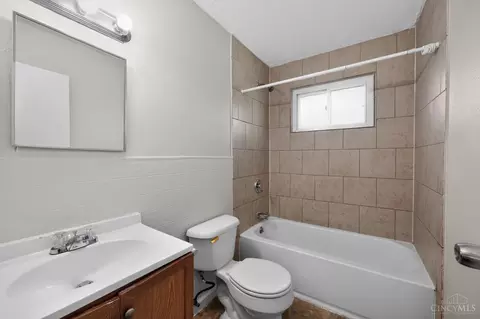 2015 Windmill Way, Cincinnati, OH 45240 photo 29