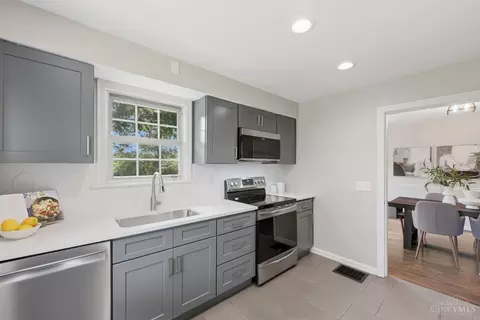 7981 State Rd, Cincinnati, OH 45255 photo 12