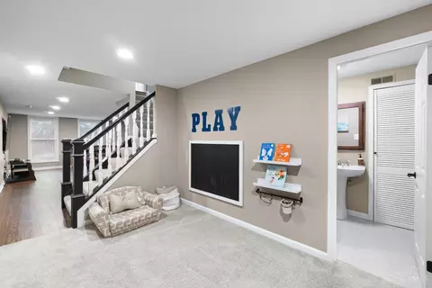 Entry Way - 8410 Greenleaf Dr, Cincinnati, OH 45255 photo 2 of 2