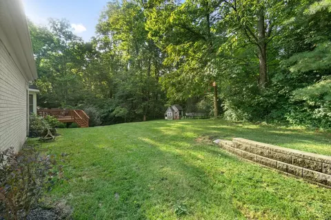 Exterior - 8410 Greenleaf Dr, Cincinnati, OH 45255 photo 2 of 2