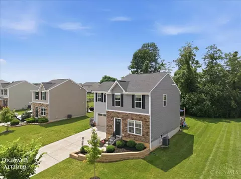 4990 Sullivans Ridge Dr, Morrow, OH 45152 photo 2