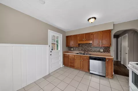 4367 Cappel Dr, Cincinnati, OH 45205 photo 11