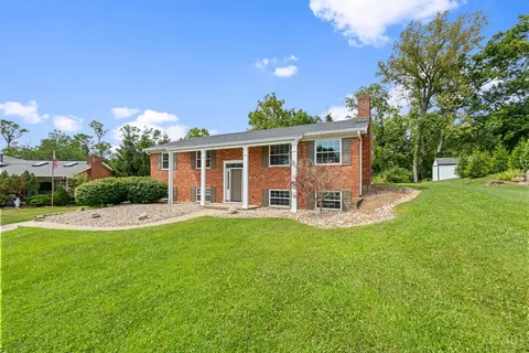 6334 Blueberry Hill Ct, Cincinnati, OH 45248