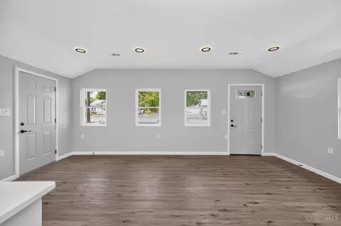 Living - 8812 Pine Rd, Cincinnati, OH 45242 photo 5 of 6