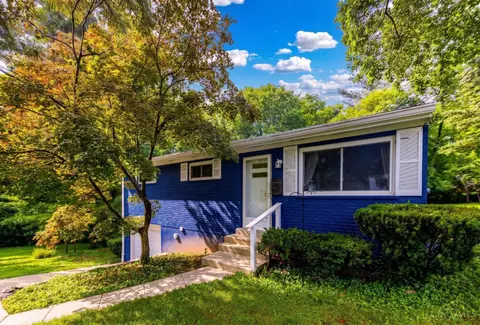 1375 Washington Cir, Cincinnati, OH 45255