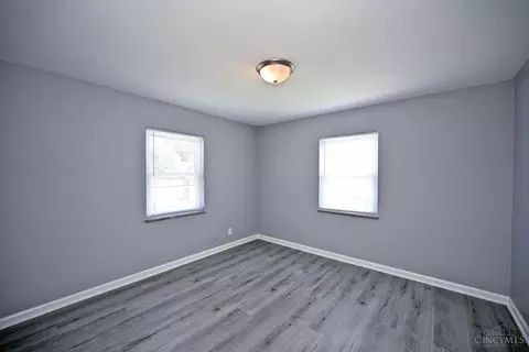Bedroom - 1837 Glendon Pl, Cincinnati, OH 45237 photo 1 of 3