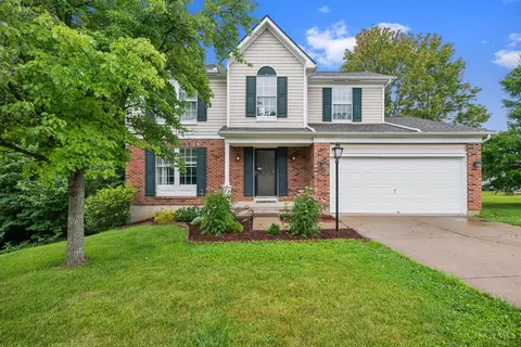 Exterior - 4634 Laurel View Dr, Cincinnati, OH 45244 photo 2 of 13