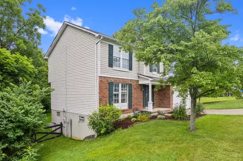 Exterior - 4634 Laurel View Dr, Cincinnati, OH 45244 photo 4 of 13