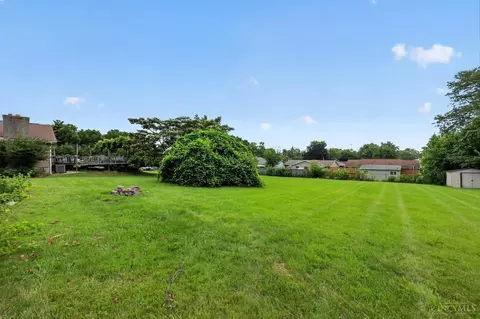 11410 Pippin Rd, Cincinnati, OH 45231 photo 2