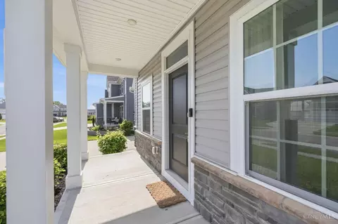 Exterior - 1364 Springfield Dr, Harrison, OH 45030 photo 6 of 13