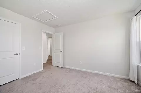 Bedroom - 1364 Springfield Dr, Harrison, OH 45030 photo 7 of 14