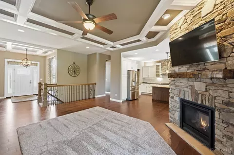 Living - 809 Morgan Dr, Monroe, OH 45050 photo 5 of 7