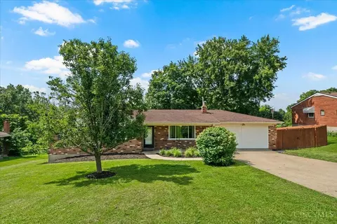 7353 Elkwood Dr, West Chester, OH 45069