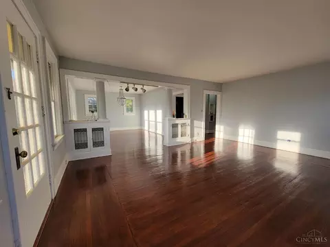 721 Chalfonte Pl, Cincinnati, OH 45229 photo 15
