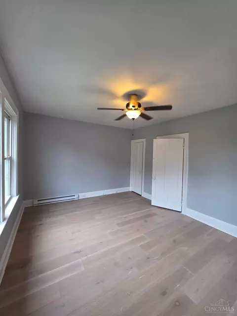 721 Chalfonte Pl, Cincinnati, OH 45229 photo 8
