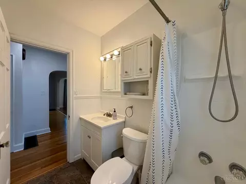 Bath - 11560 Walnut St, Springdale, OH 45246 photo 2 of 2