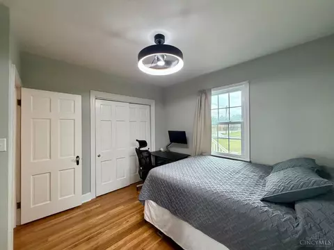 Bedroom - 11560 Walnut St, Springdale, OH 45246 photo 6 of 6
