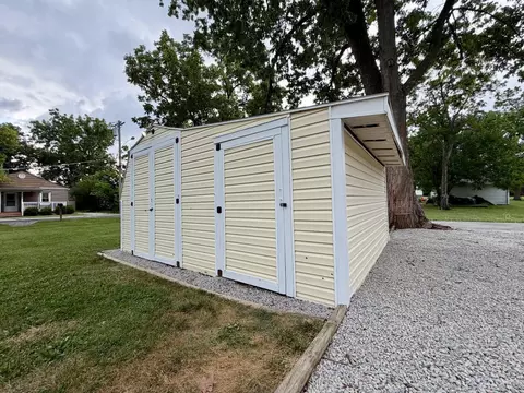 Exterior - 11560 Walnut St, Springdale, OH 45246 photo 9 of 18