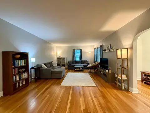 Living - 11560 Walnut St, Springdale, OH 45246 photo 1 of 3