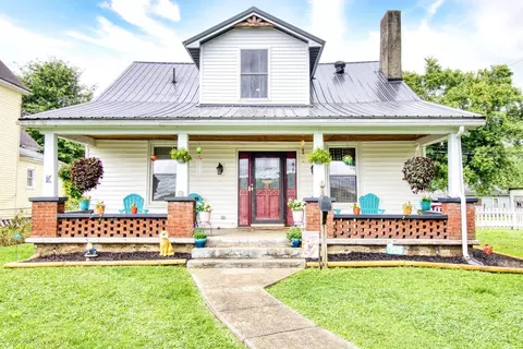 501 6th St, Manchester, OH 45144