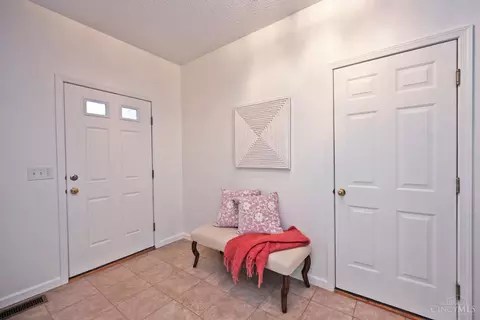 Entry Way - 363 Delaware Dr, Hamilton Township, OH 45039 photo 1 of 2