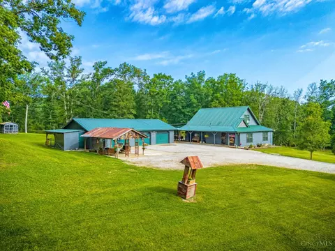 2180 Fairview Rd, Seaman, OH 45679