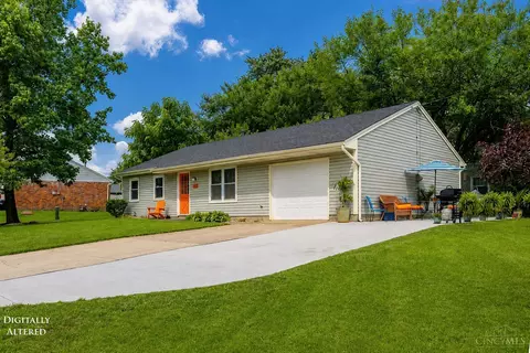 110 Melanee Ln, Oxford, OH 45056