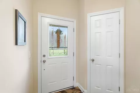 Entry Way - 539 Miami Trce, Harrison, OH 45030 photo 2 of 4