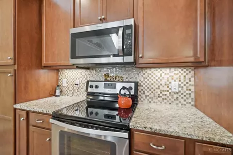 Kitchen - 539 Miami Trce, Harrison, OH 45030 photo 5 of 5