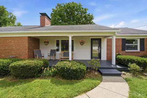 10250 Kerrianna Dr, Montgomery, OH 45242