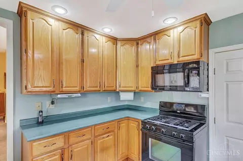 7431 Werner Ave, Mount Healthy, OH 45231 photo 12