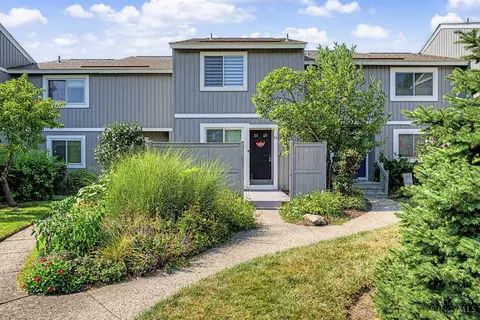84 Twin Lks, Fairfield, OH 45014