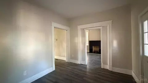 2478 Paris St, Cincinnati, OH 45219 photo 4