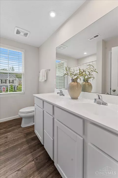 Bath - 5678 Julia Kate Dr, Morrow, OH 45152 photo 3 of 4