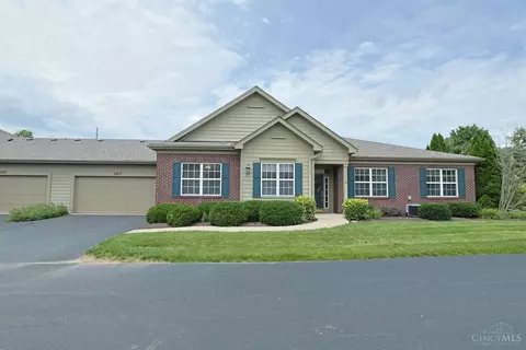 6953 Gentry Ln, Mason, OH 45040
