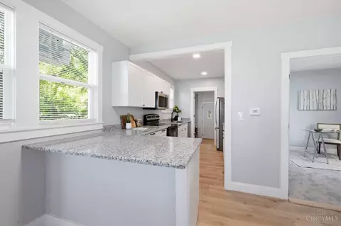 Kitchen - 1411 Summit Rd, Cincinnati, OH 45237 photo 1 of 1