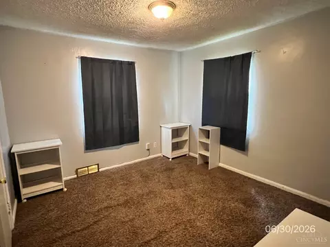 5153 Highview Dr, Cincinnati, OH 45238 photo 8