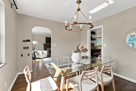 Dining - 3089 Neisel Ave, Cincinnati, OH 45248 photo 1 of 2